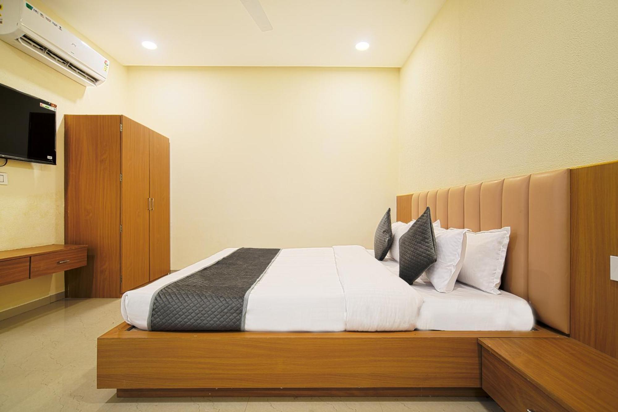 Hotel Shivlok Ujjain Pokój zdjęcie