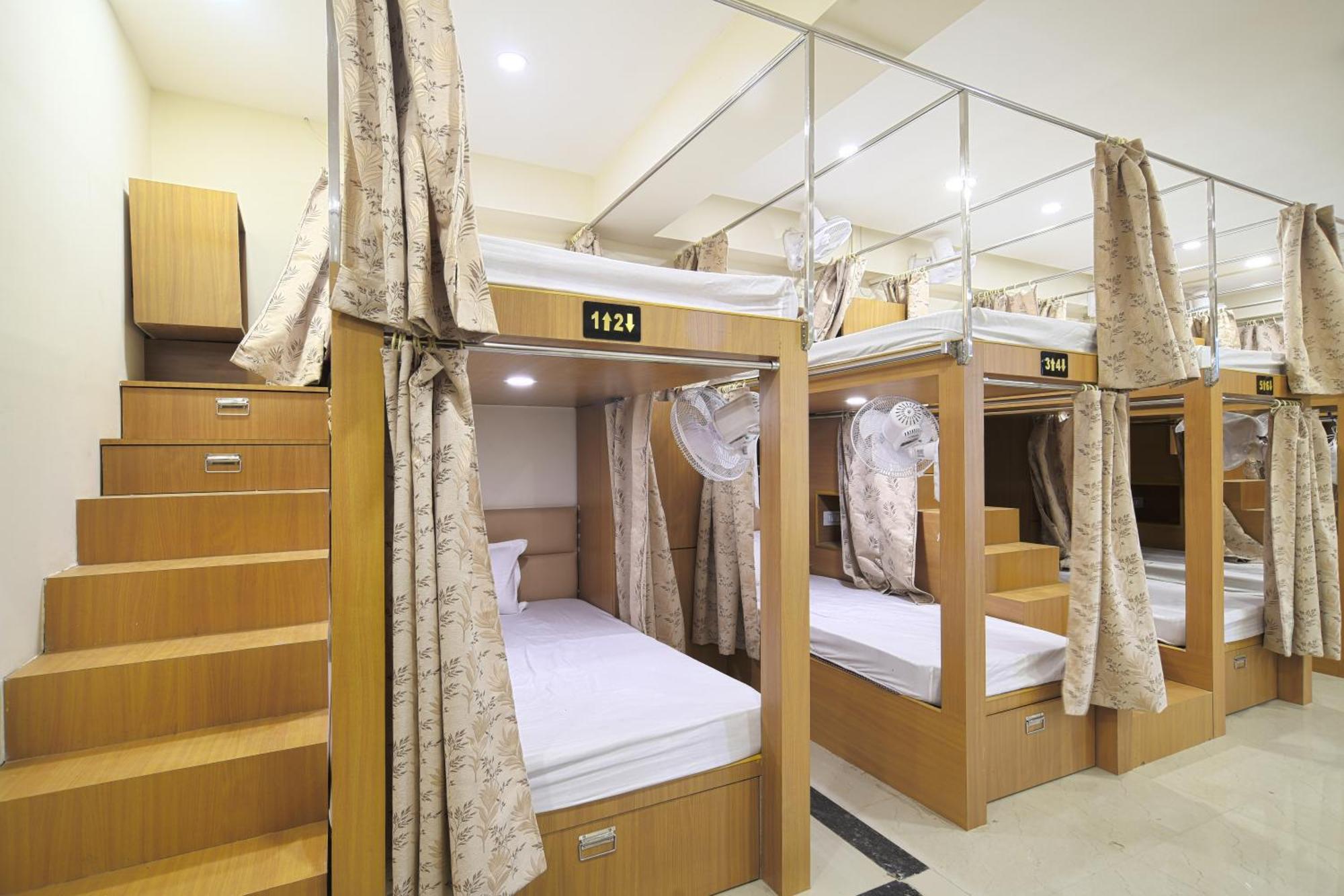 Hotel Shivlok Ujjain Zewnętrze zdjęcie