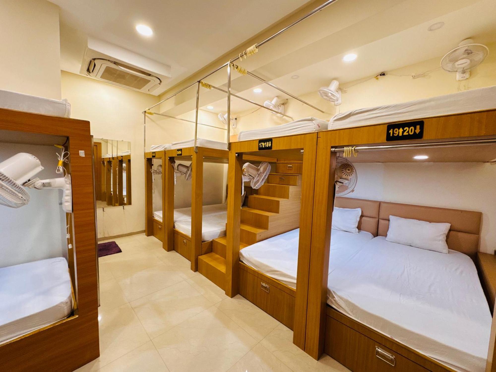 Hotel Shivlok Ujjain Zewnętrze zdjęcie