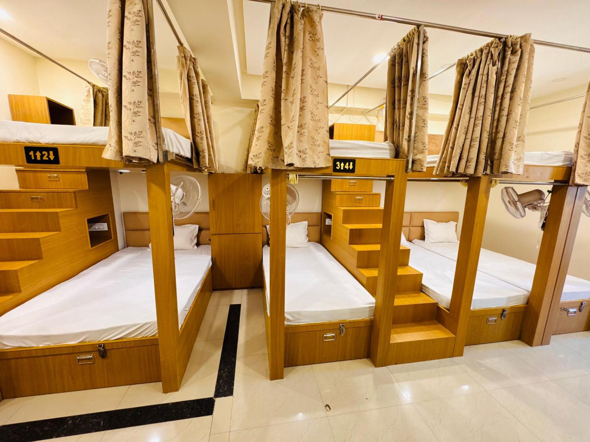 Hotel Shivlok Ujjain Zewnętrze zdjęcie